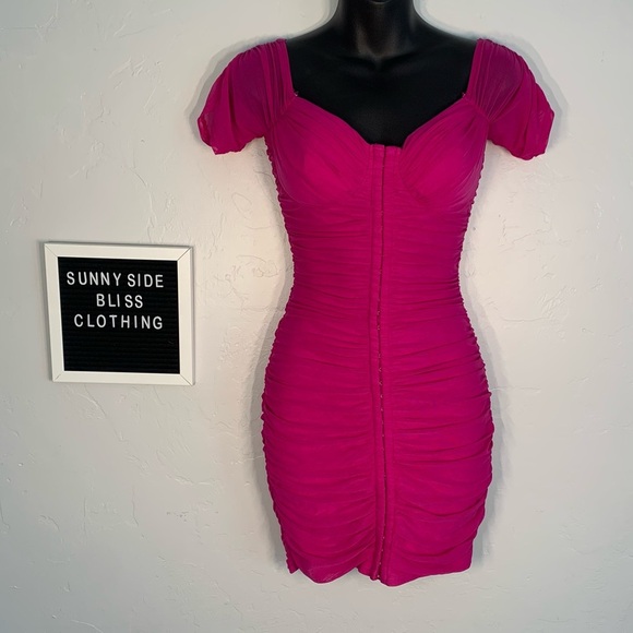 Windsor Hot Pink Bodycon Ruched Dress Size Medium - Picture 1 of 10